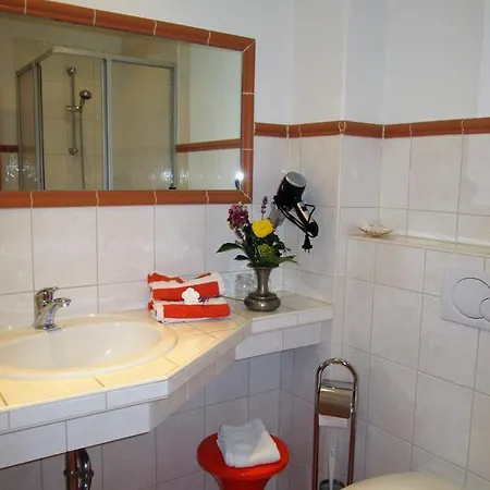 Florian Am Park Gasthuis Kössen