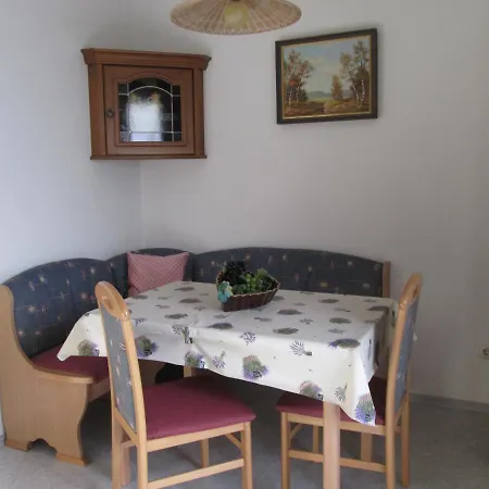 Florian Am Park Penzion 3*