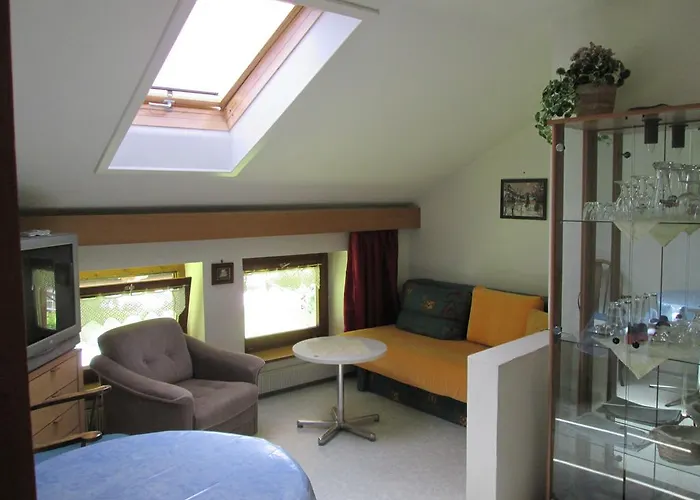 Florian Am Park בית הארחה 3*