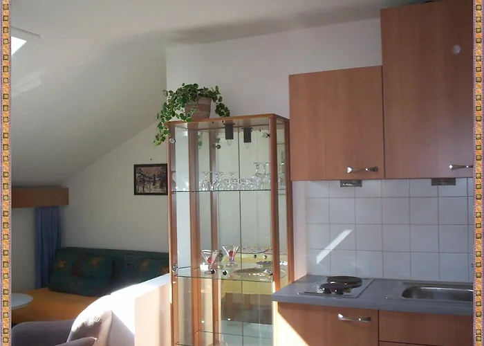 בית הארחה Florian Am Park קוסן